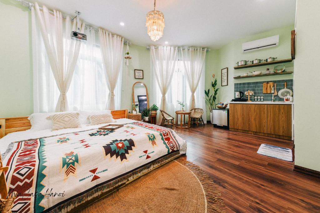 MiaCasaHanoi Homestay- King Bed - Free laundry - Netflix & Rooftop Chill – Hanoi